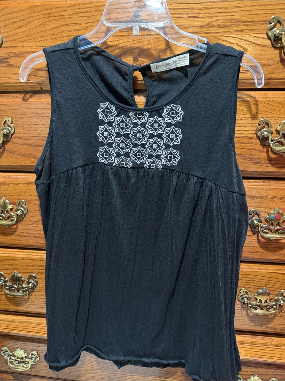 Faded Glory Black Tank with White Geometric Embroidery